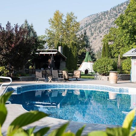 Similkameen Wild Resort&Winery Retreat Osoyoos Exterior foto